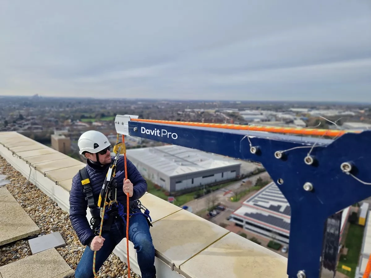 Davit Pro 05