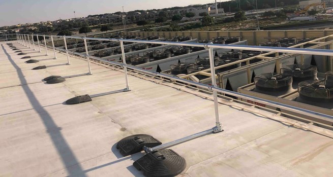Non Penetrating Roof Railings