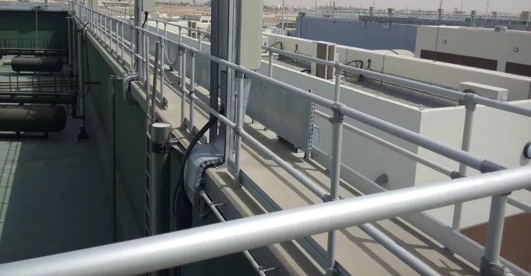 Roofing Railing Key Rails Rooftop Guardrail, Railing for Roof Edge Protection - Kee Safety
