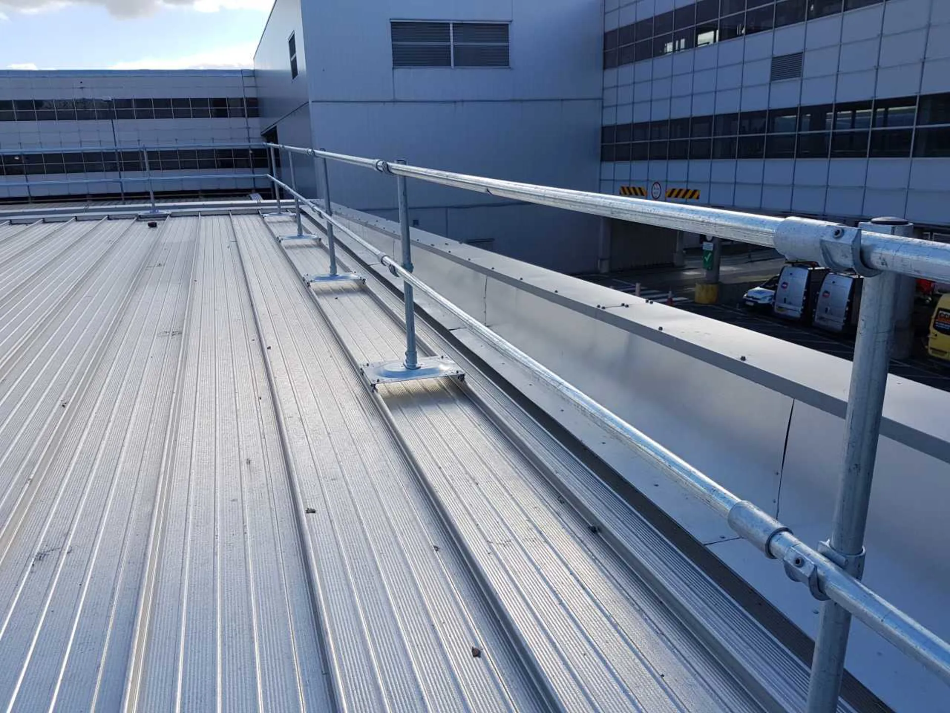 Permanent Gaurd Rails Choosing the Right Guardrail Systems | Permanent vs Temporary ...