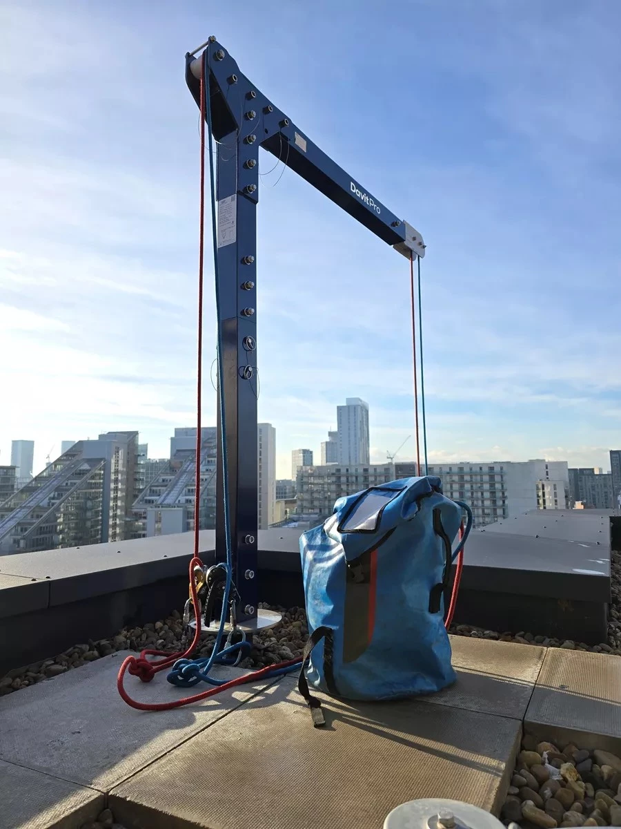 Davit Pro 04
